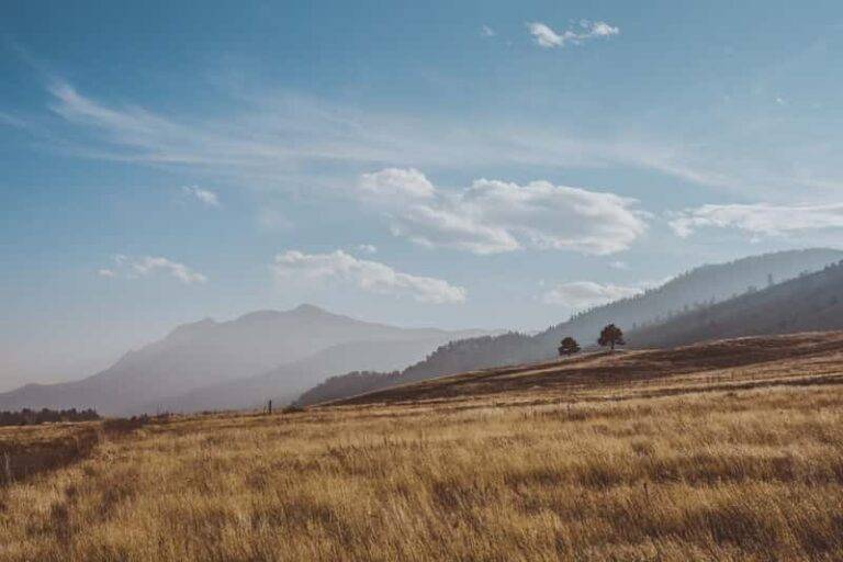 longmont colorado mountains